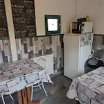 Gasthuis Brindza Vendeghaz *
