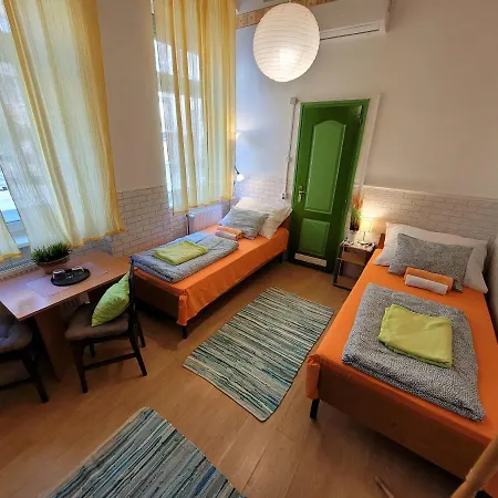 Brindza Vendeghaz Guest house Szeged
